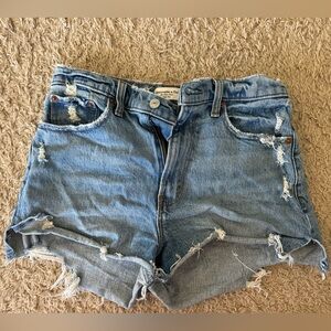 Abercrombie women’s shorts “the mom short” high rise
